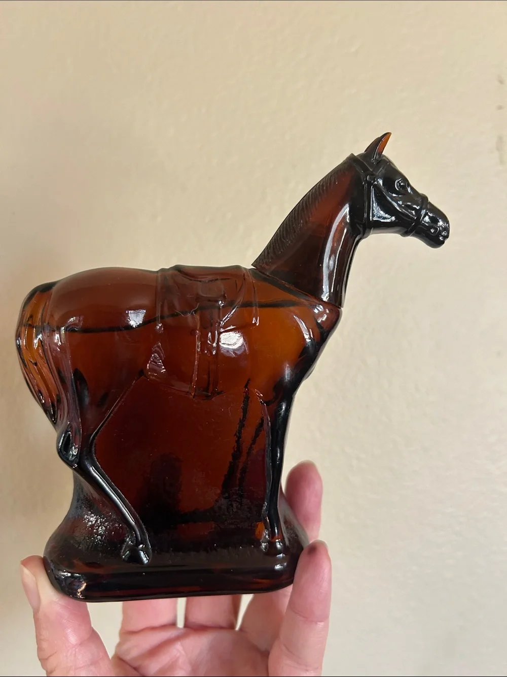 Vintage Avon Amber Horse Wild Berry Aftershave Glass Bottle Cologne